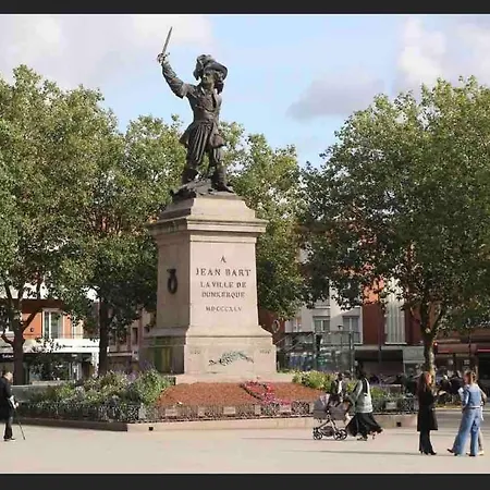 Cosy En Centre De Dunkerque Avec Balcon & Parking Avec Portail Prive - Place Non Nominative