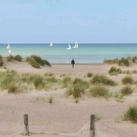 Cosy En Centre De Dunkerque Avec Balcon & Parking Avec Portail Prive - Place Non Nominative דירה *